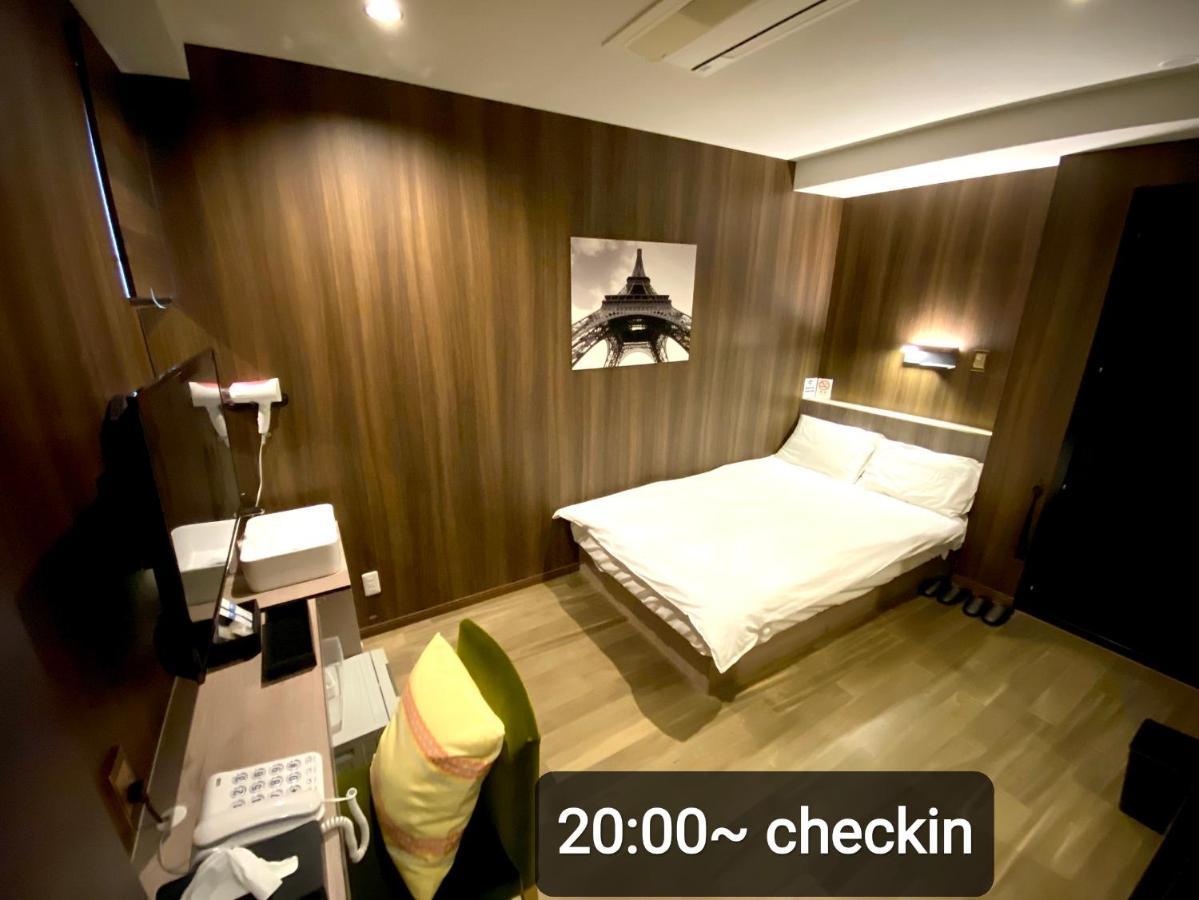 Petit Hotel Mio Saitama Bagian luar foto